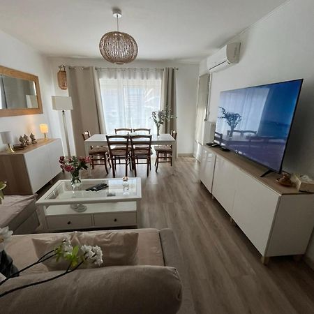 En Face Du Velodrome Apartment Marseille Bagian luar foto